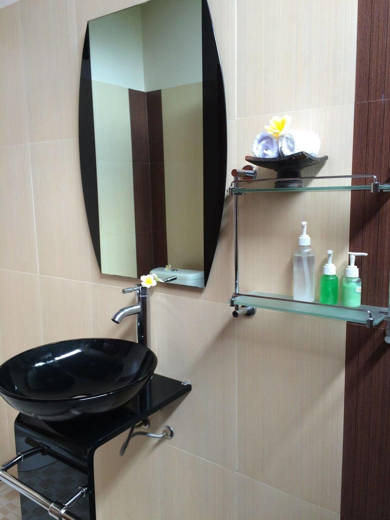 Uma Dewi Guest House Убуд Екстериор снимка