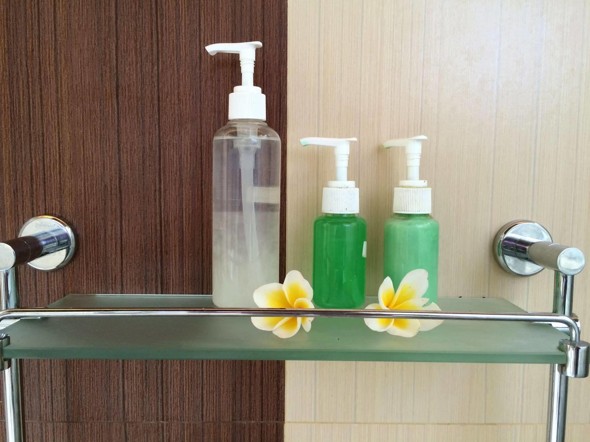Uma Dewi Guest House Убуд Екстериор снимка