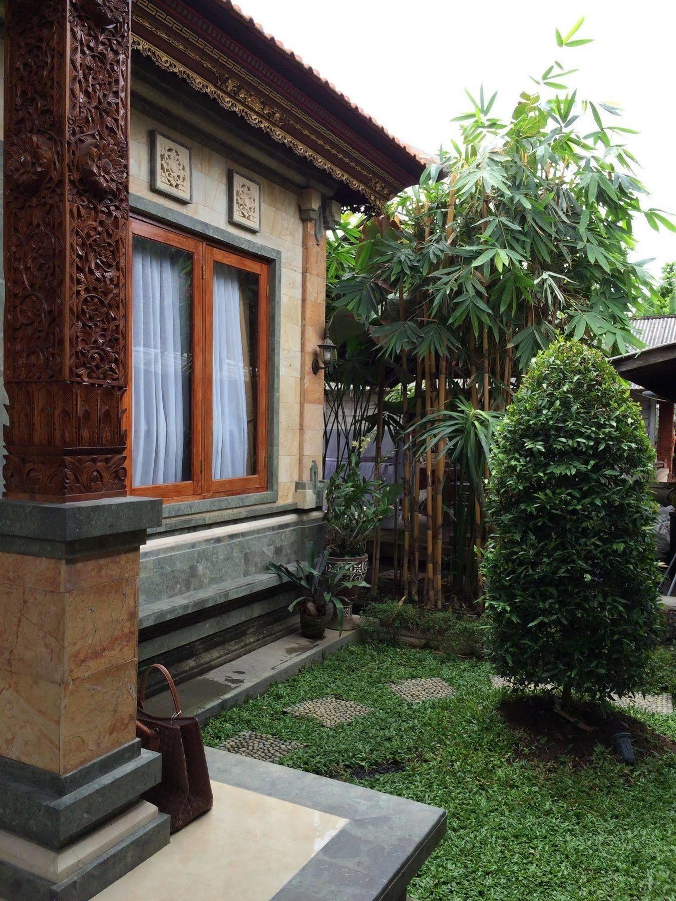 Uma Dewi Guest House Убуд Екстериор снимка