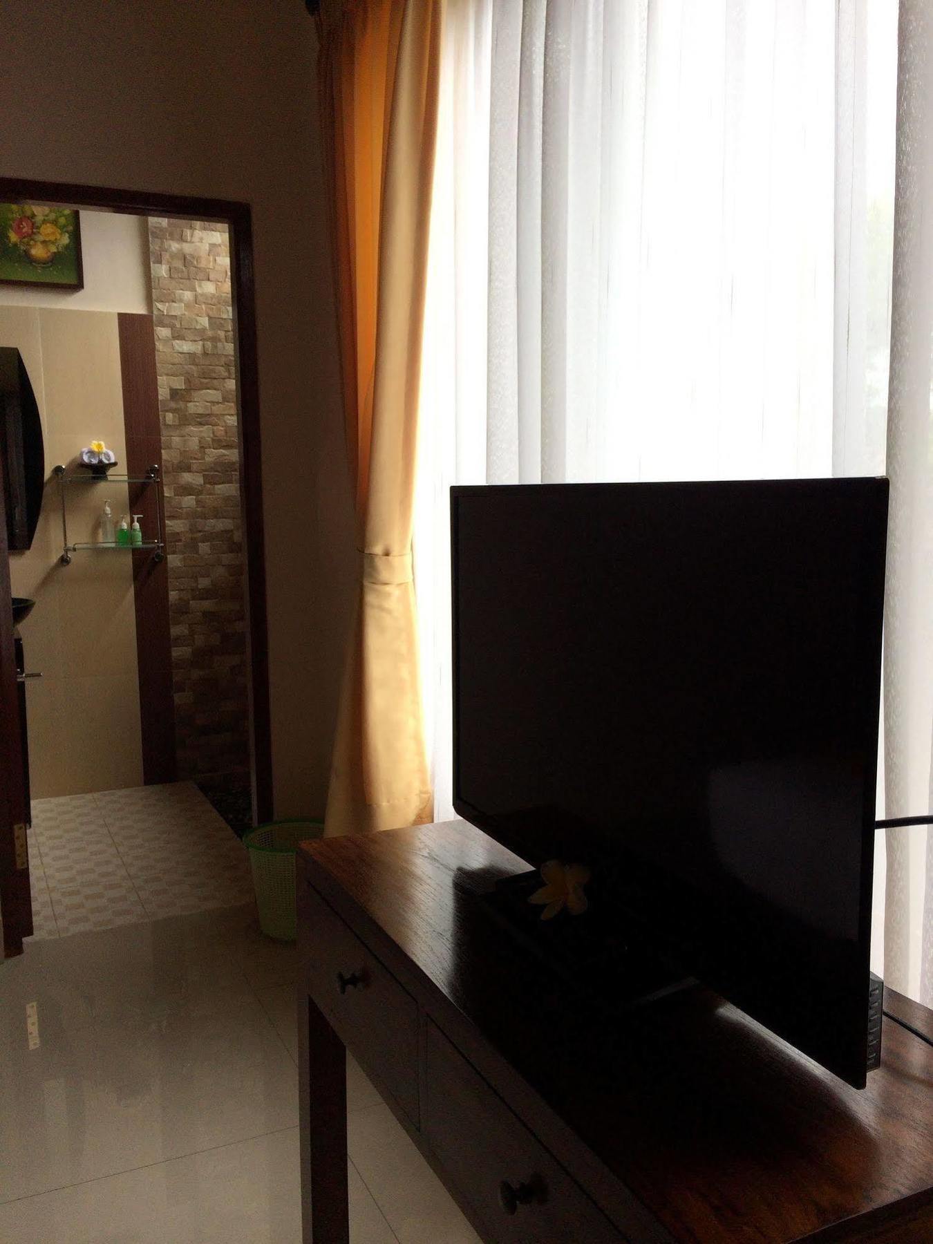 Uma Dewi Guest House Убуд Екстериор снимка
