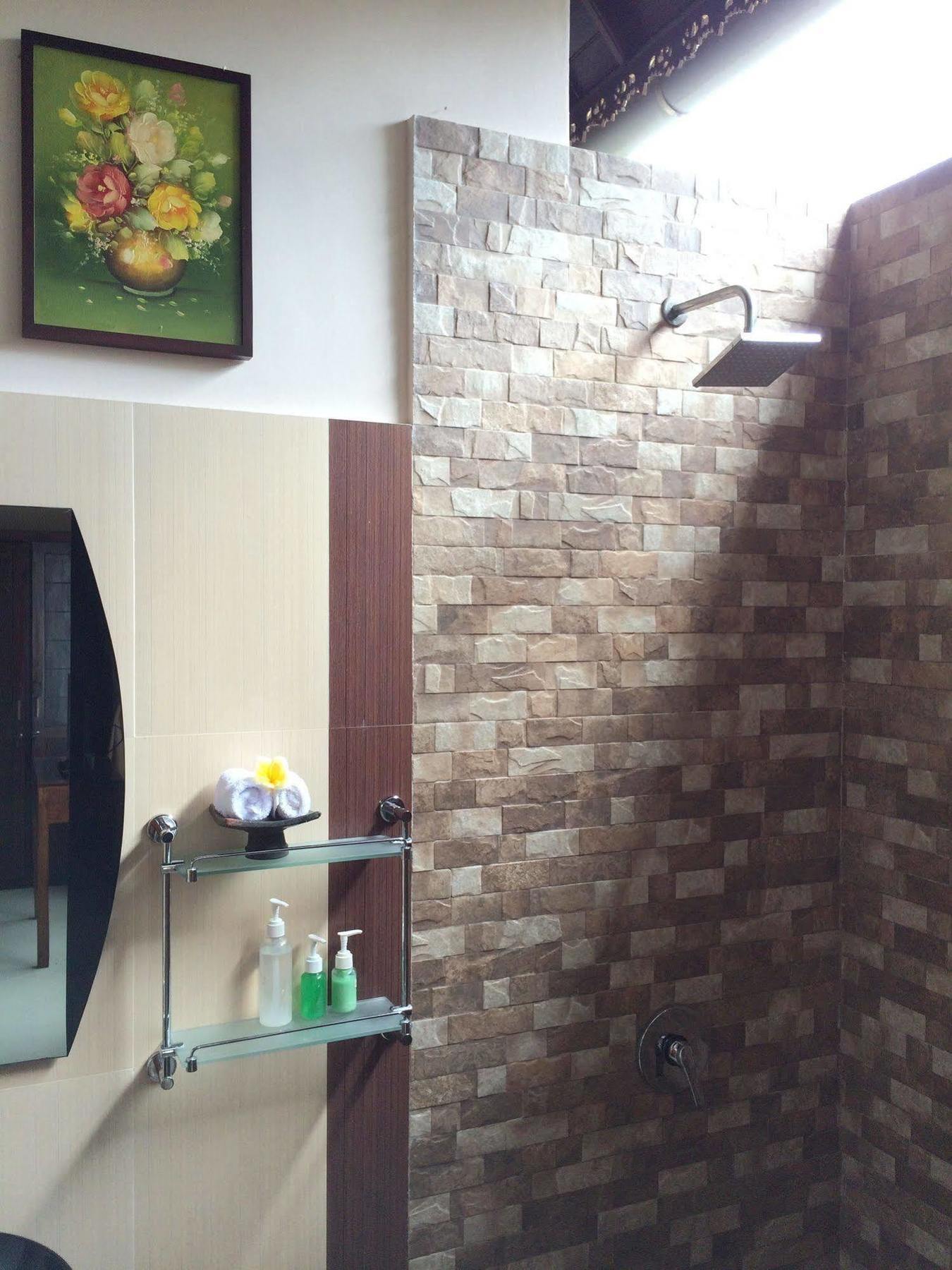 Uma Dewi Guest House Убуд Екстериор снимка