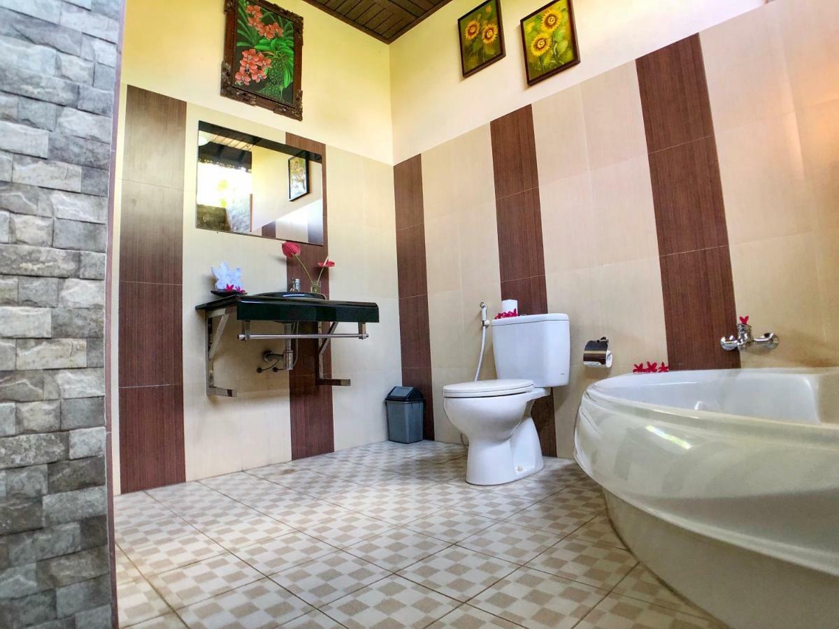 Uma Dewi Guest House Убуд Екстериор снимка